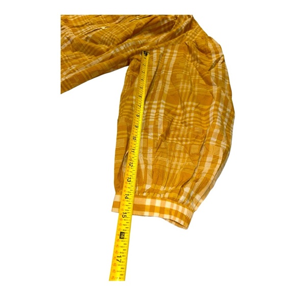 Universal Thread Women's Balloon Long Sleeve Popover Blouse Yellow Plaid Size XS - Picture 7 of 10